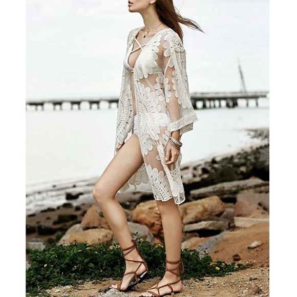 White Floral Lace Kimono Beach Cover-up - Picture 4 of 4